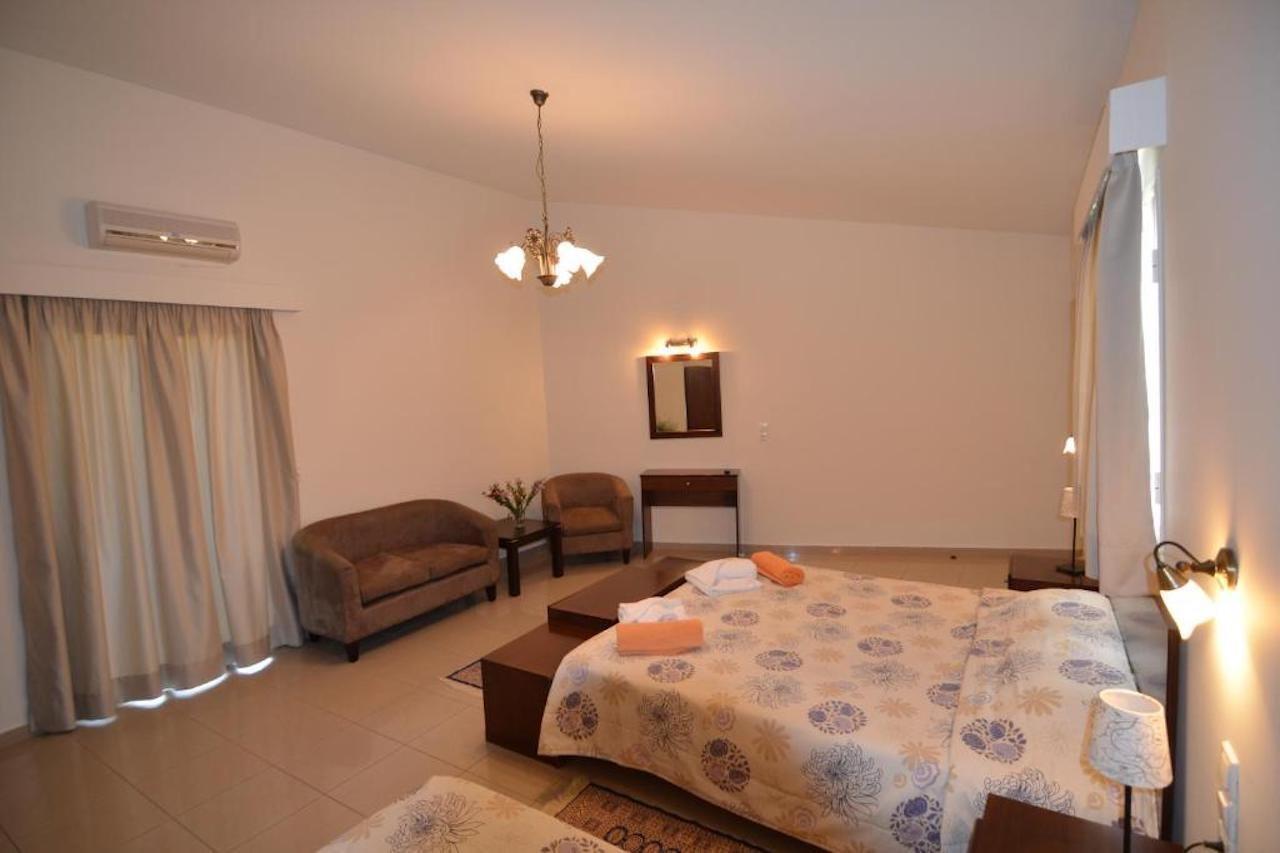 Areti Hotel Agia Galini  Luaran gambar